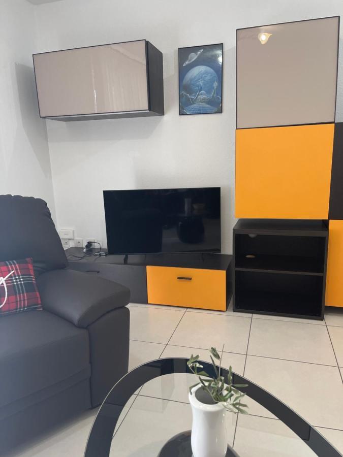 Appartamento Vacanze Sanzen - Como Cernobbio Lugano Morbio Inferiore Luaran gambar